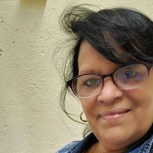 Meet your Posher, Miriam